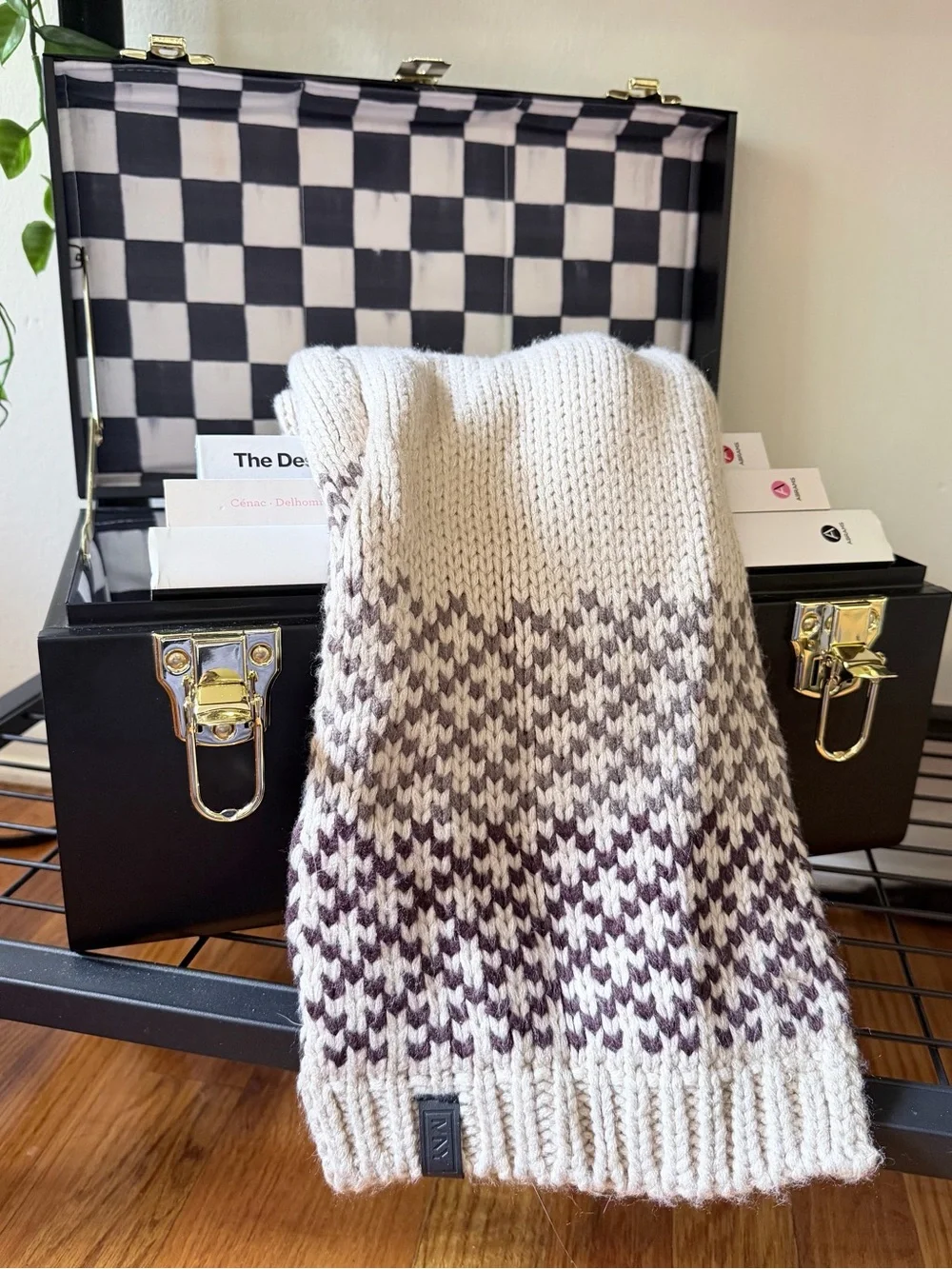 Marc New York Cream & Burgundy Chunky Knit Scarf